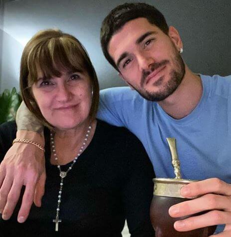 Monica Ferrarotti with her son Rodrigo De Paul.